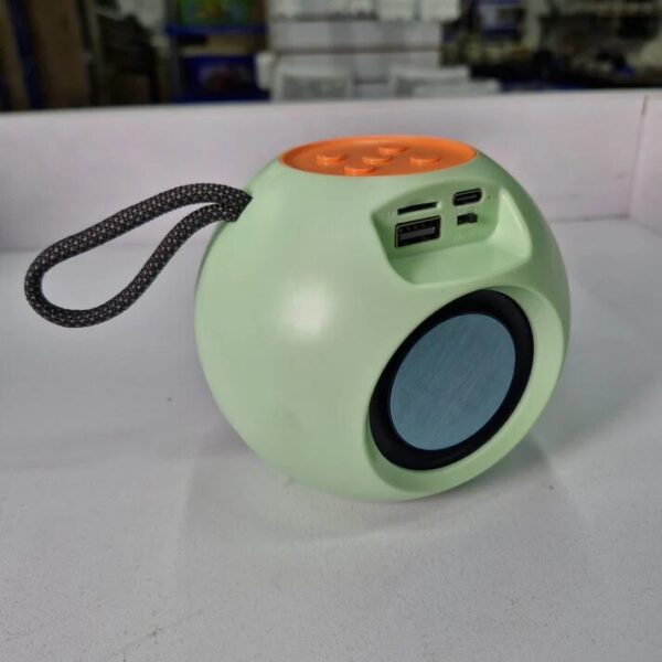 Parlante Bluetooth X-811 con Luz LED Bajos Profundos