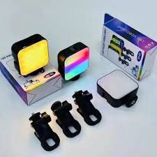 Luz LED RGB AY-83 Recargable Con Soporte Clip para Celular