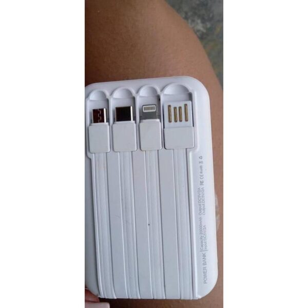 Power Bank 9000mAh con 4 Cables Integrados para 6 Dispositivos