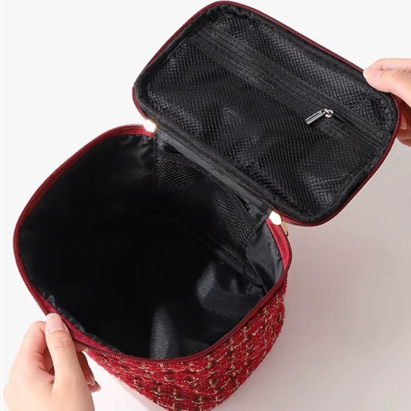 Neceser-de-hilos-dorados-5.jpeg Neceser Elegante Organizador de Maquillaje de Hilos Dorado a Cuadros para Mujer