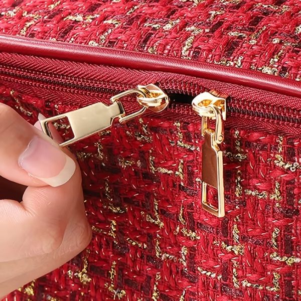 Neceser-de-hilos-dorados-6.jpeg Neceser Elegante Organizador de Maquillaje de Hilos Dorado a Cuadros para Mujer