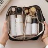 neceser-triangular-5.jpg Bolso Neceser de Maquillaje Diseño Triangular Negro