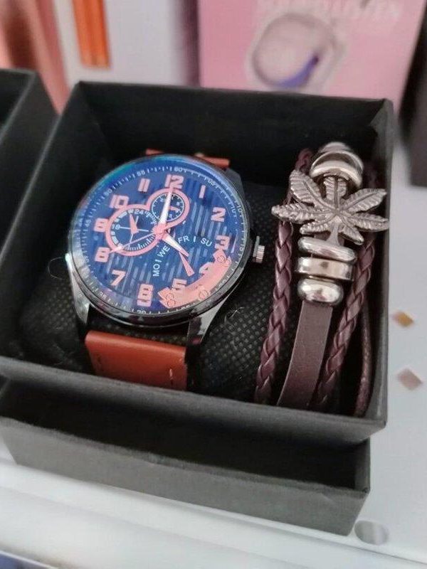 Set de Reloj Análogo mas Pulsera de Cuero para Hombre