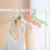 Gancho Colgador de Ropa Plegable y Portatil