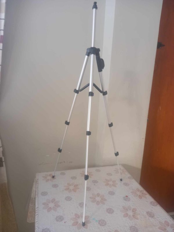 Tripode para Camara y Celular  con Bluetooth de 110cm