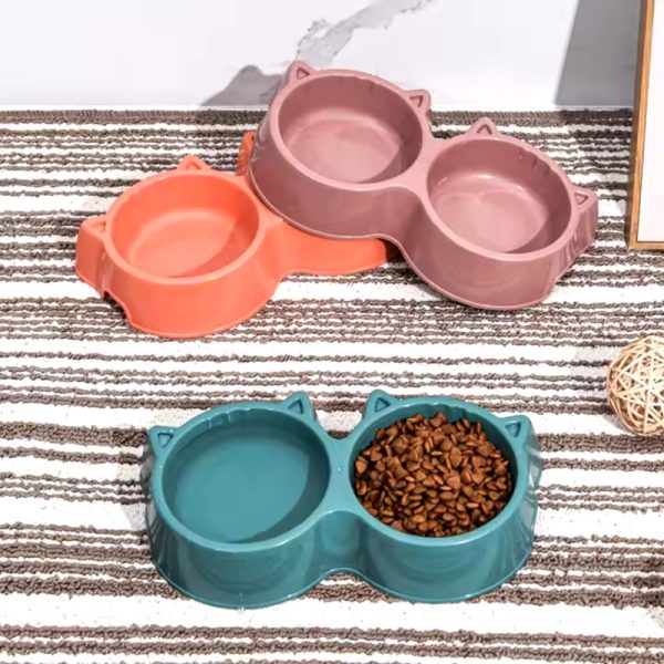 comedero-para-mascotas-6.jpeg Plato de Comida para Mascotas con Doble Compartimiento y Orejitas